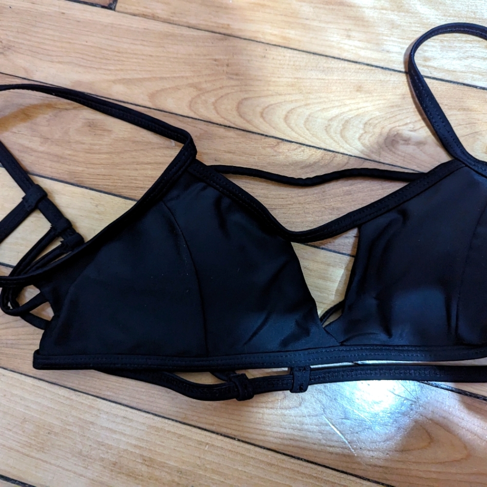 Pull on swim top